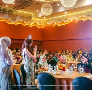 Bunda Srie Huriyati, Hadir di Ajang Pemilihan Putra Putri Pariwisata Kalimantan Selatan 2024