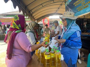 Disperindag Balangan Gelar Pasar Murah di Desa Buntu Pilanduk, Jaga Stabilitas Harga