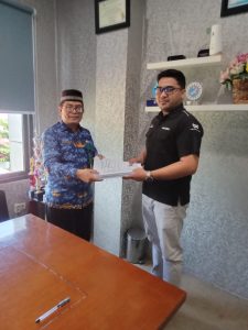 Pembangunan Perumahan Subsidi Guru Madrasah, PGM Balangan Serahkan IMB dan Sertifikat Tanah