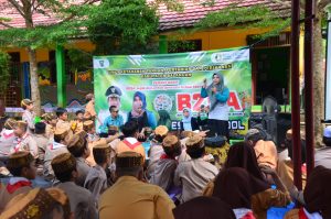 DKP3 Balangan Sosialisasikan B2SA di SDIT Darul Fikri