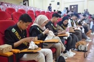 Pelajari Pembuatan Kain Sasirangan Khas Balangan, 18 Finalis Nanang Galuh 2024 Resmi Memasuki Tahapan Karantina Terbuka