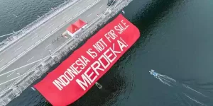 Polda Kaltim Bantah Intimidasi Aktivis yang Bentangkan Spanduk di Jembatan Pulau Balang