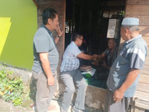 Program Jumat Berkah DKUKMTK Balangan, Salurkan Bantuan Sembako