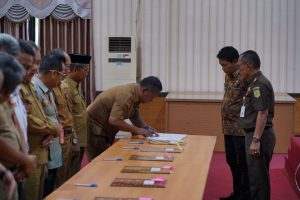 Kejari dan Pemkab Balangan Jalin Kerjasama melalui MoU Bantuan Hukum