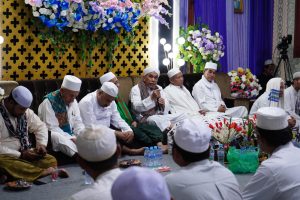 Dipadati Ratusan Jemaah Peringatan Isra Mikraj dan Haul Guru Sekumpul di Desa Lajar