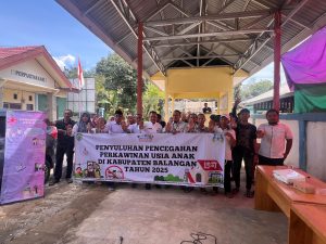 DP3A P2KB PMD Balangan Gelar Sosialisasi Bahaya Pernikahan Dini di Kusambi Hilir