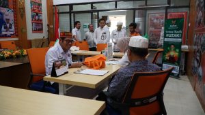 BPBD Balangan Serahkan Zakat Fitrah ke Baznas