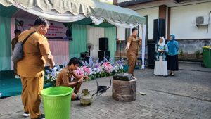 BPBD Balangan Gelar Simulasi APAR dan Sosialisasi Siaga Bencana Skala Rumah Tangga di Awayan