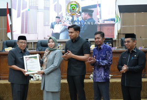Sebelum Paripurna Laporan keuangan telah diperiksa BPK