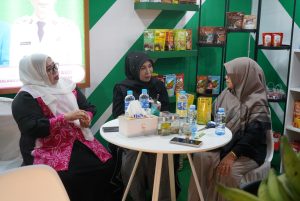 Ketua TP PKK Balangan Apresiasi Antusias Pengunjung di Kalsel Expo 2025