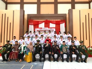 19 Siswa Lampihong Resmi Dikukuhkan sebagai Anggota Paskibra 2025