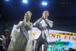 Akhmad Yusi & Ayudya Nur Wahyuni Dinobatkan sebagai Putra Putri Pariwisata Balangan 2025