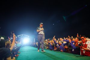 Last Child Guncang Malam Kelima Balangan Festival Vol. II, Ribuan Penonton Padati Tugu Maritam
