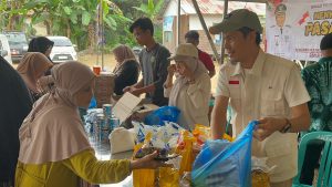 Warga Serbu Pasar Murah di Desa Jungkal Balangan
