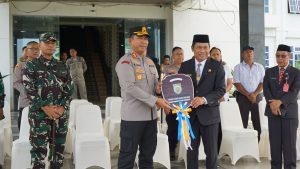 Pemkab Balangan Serahkan Hibah Sarana dan Prasarana ke Polres dan Kodim