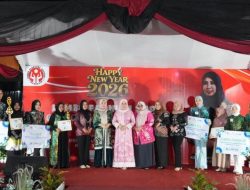 Ketua DPRD Balangan Dukung Fashion Sasirangan