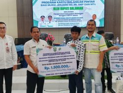 126 Siswa Terima Bantuan CSR Adaro