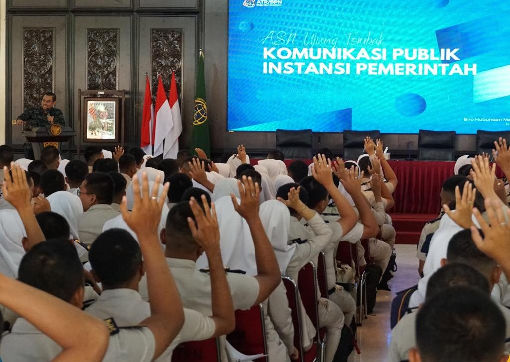 Pembekalan komunikasi publik untuk Taruna STPN di Sleman.