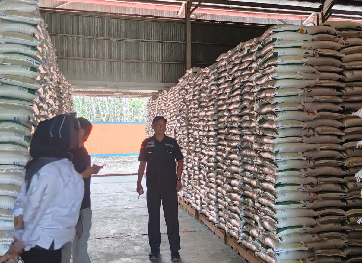 Stok Cadangan Pangan Pemerintah Kabupaten Balangan yang disimpan di gudang Bulog.