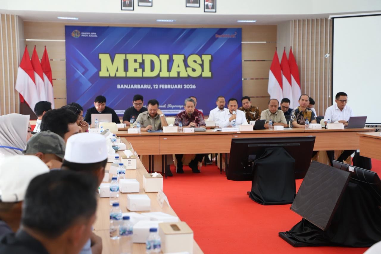 Mediasi sengketa tanah antara warga dan perusahaan di Kalsel.