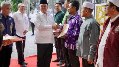 Penyerahan sertipikat tanah wakaf di Sulawesi Tengah