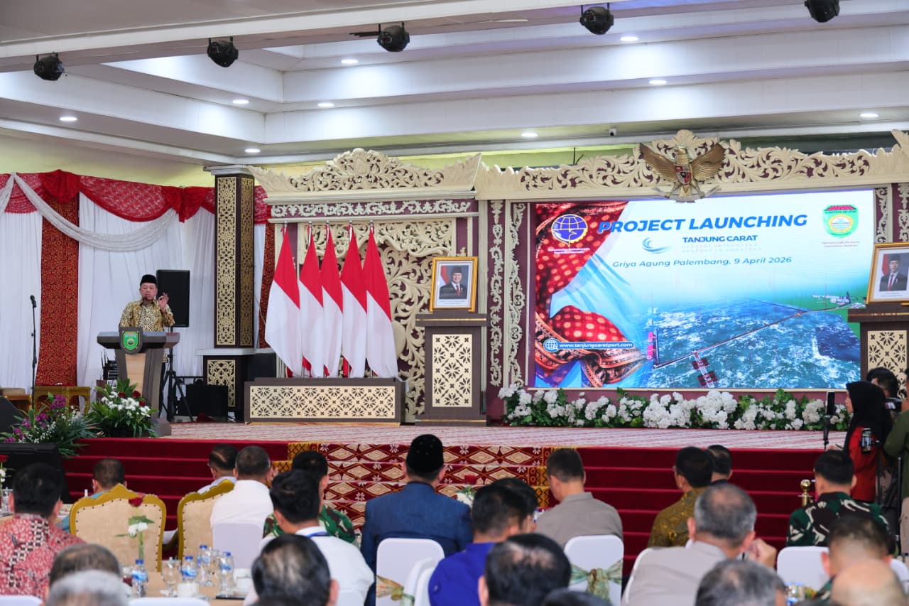 Peluncuran proyek Pelabuhan Tanjung Carat di Palembang.