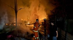 Dua Rumah di Paringin Terbakar, Tujuh Jiwa Selamat