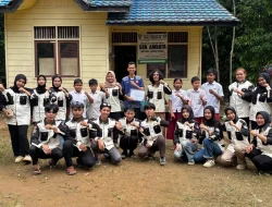 Tembus Hutan Kaki Meratus, Mahasiswa Univsm Bawa Misi Literasi ke Sekolah Pelosok Balangan