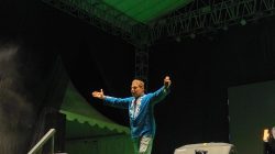 Musik Religi Hadad Alwi Meriahkan Pembukaan Balangan Islamic Festival