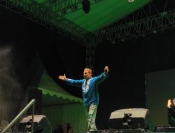 Musik Religi Hadad Alwi Meriahkan Pembukaan Balangan Islamic Festival