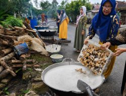 Tradisi Mangawah Masih Lestari, Warga Desa Gotong Royong Siapkan Hajatan