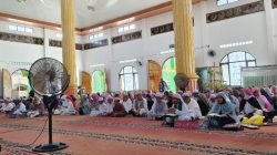 Sebanyak 256 Siswa Batumandi Ikuti Khataman Al-Qur’an Tingkat Kecamatan