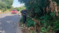 Pemkab Balangan Bersihkan Jalan Protokol Paringin