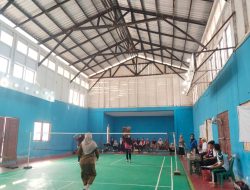 PGRI Awayan Gelar Badminton Guru Semarakkan HUT Ke-81 Kemerdekaan RI