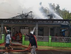 Kebakaran Hanguskan Rumah Warga dan Mushala di Desa Layap Terdampak