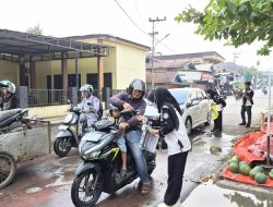 Peduli Kabut Asap, BEM Universitas Sapta Mandiri Bagikan Masker Gratis