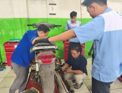 BLK Balangan Bekali Peserta Keahlian Perawatan Kendaraan Bermotor