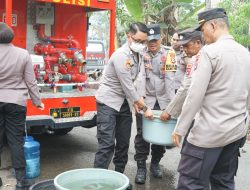 Polres Balangan Salurkan Bantuan Air Bersih untuk Warga Desa Guha